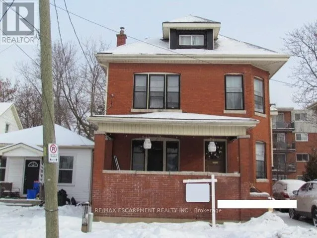 5 FLEET STREET, Brantford, Ontario N3T3S8