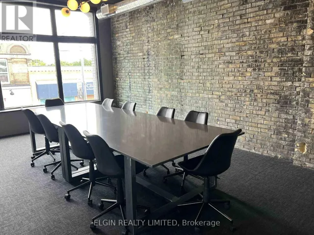 470 TALBOT STREET, St. Thomas, Ontario N5P1C2