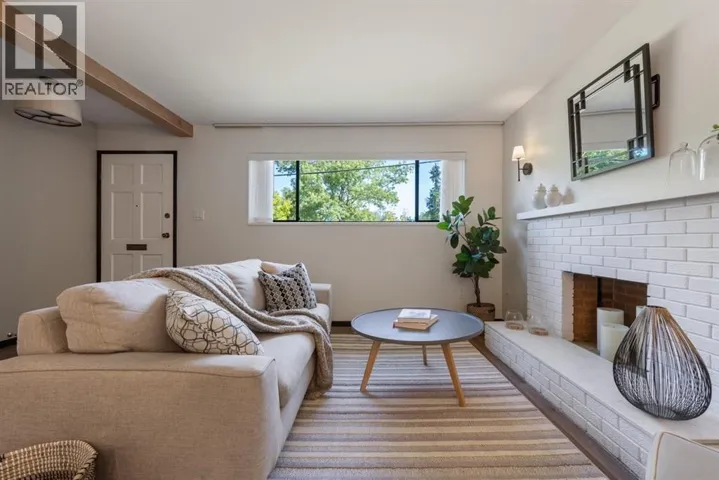 1448 E 15TH AVENUE, Vancouver, British Columbia V5N2E7