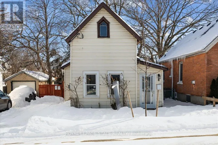 8 TASKER STREET, St. Catharines (E. Chester), Ontario L2R3Z8