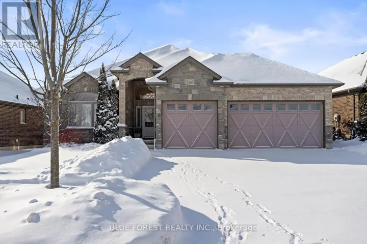 3383 PIONEER PARKWAY, London South (South V), Ontario N6P0A8