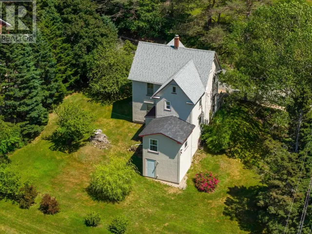 149 Duke Street, Chester, Nova Scotia B0J1J0