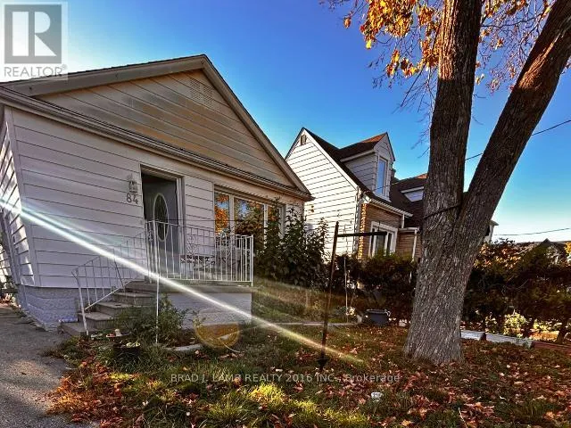 84 SEVENTEENTH STREET, Toronto (New Toronto), Ontario M8V3K4