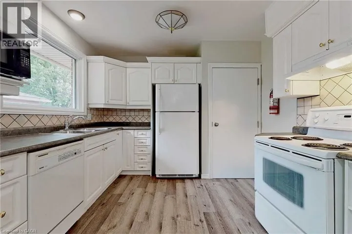 26 GLENGARRY Road Unit# Upper, St. Catharines, Ontario L2T2V2