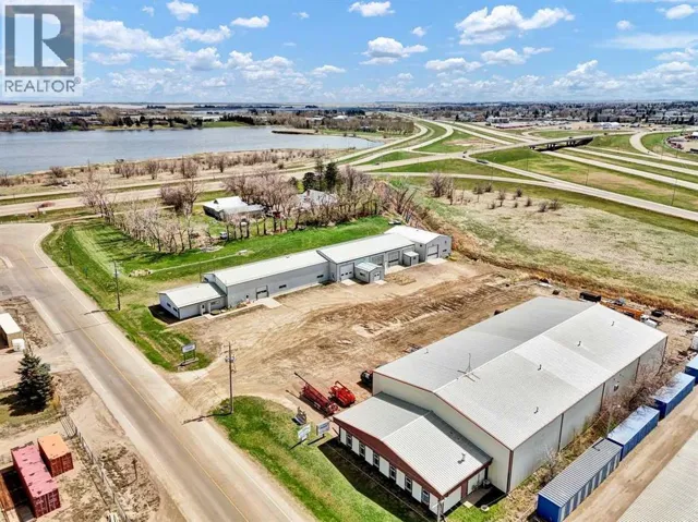208, 191056 HWY 873, Rural Newell, County of, Alberta T1R1B2