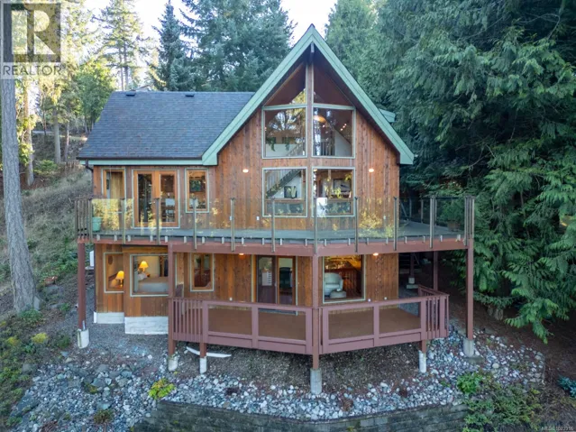 2648 Galleon Way, Pender Island, British Columbia V0N2M2