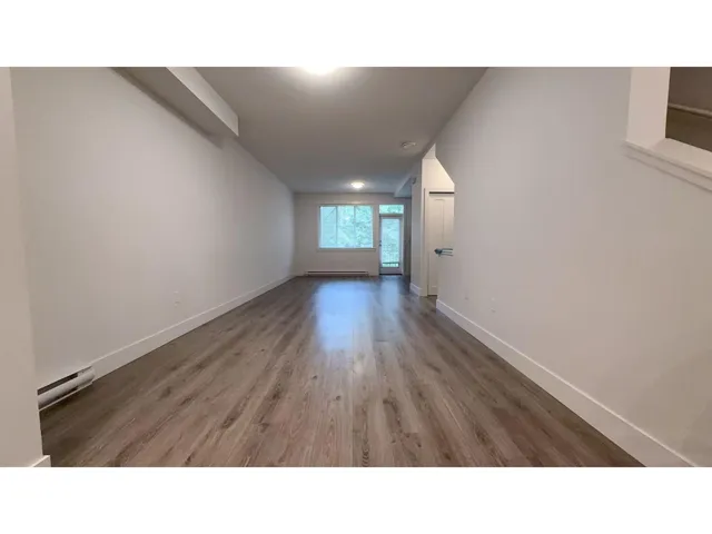 109 9718 161A STREET, Surrey, British Columbia V4N6S7
