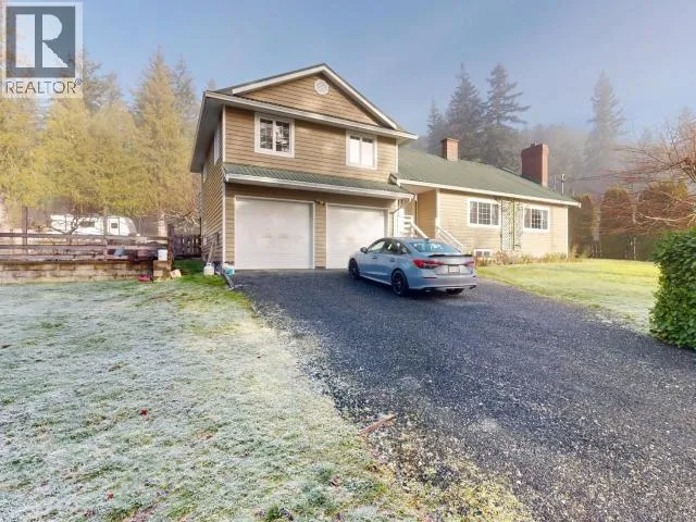 7241 WARNER STREET, Powell River, British Columbia None
