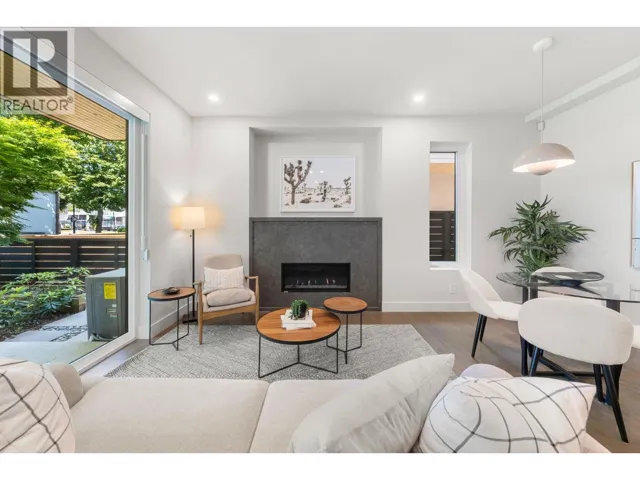 1 638 E 46TH AVENUE, Vancouver, British Columbia V5W2A3