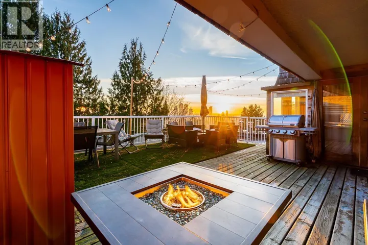 401 5340 HASTINGS STREET, Burnaby, British Columbia V5B1R1