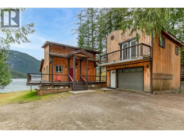 8323 Trans Canada Highway, Revelstoke, British Columbia V0E2S0