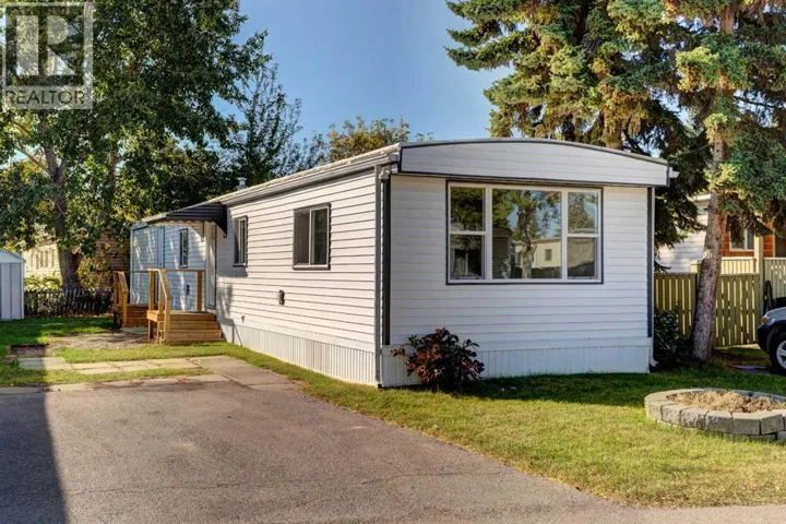 142, 6724 17 Avenue SE, Calgary, Alberta T2A0W5