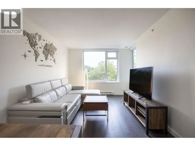 657 5515 BOUNDARY ROAD, Vancouver, British Columbia V5R0E3