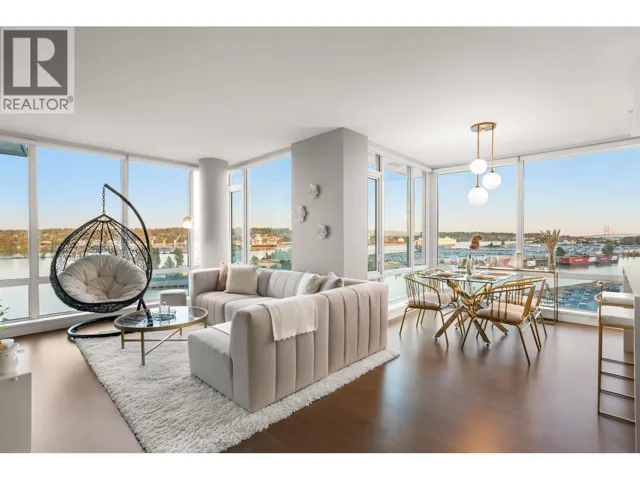 1208 210 SALTER STREET, New Westminster, British Columbia V3M0J9