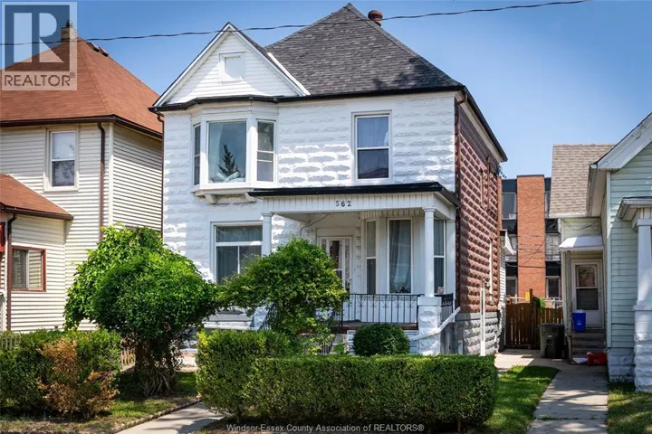 562 DOUGALL, Windsor, Ontario N9A4P6
