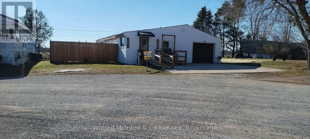 23 BLUEJAY COURT, Brockton, Ontario N0G2V0