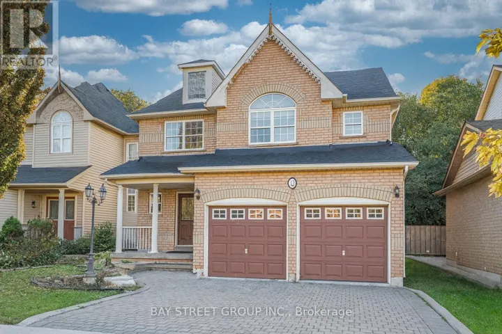 43 ENGLISH OAK DRIVE, Richmond Hill (Oak Ridges Lake Wilcox), Ontario L4E3W2