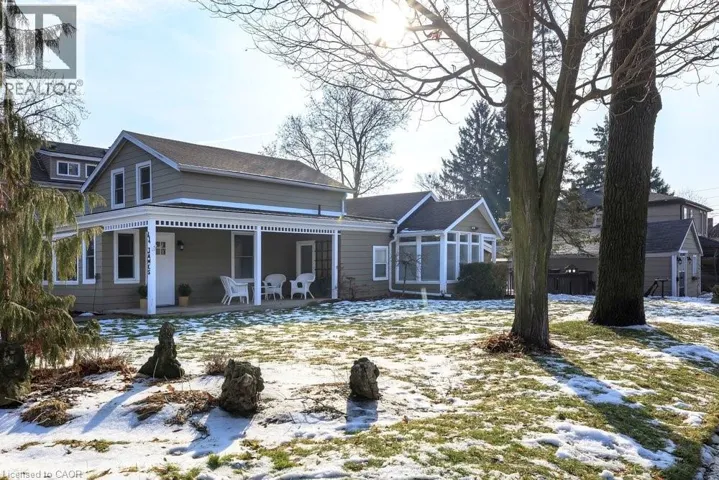 44 JAMES Street, Dundas, Ontario L9H2J6
