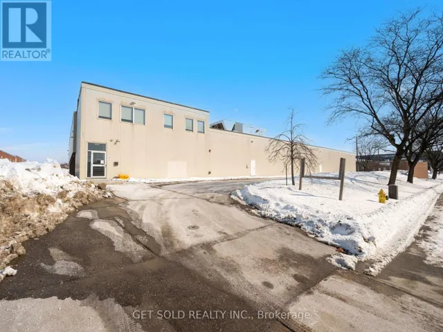 650 FENMAR DRIVE, Toronto (Humber Summit), Ontario M9L1R7