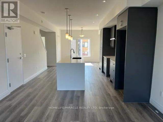 52 LILY LANE, Guelph (Clairfields/Hanlon Business Park), Ontario N1L0R2