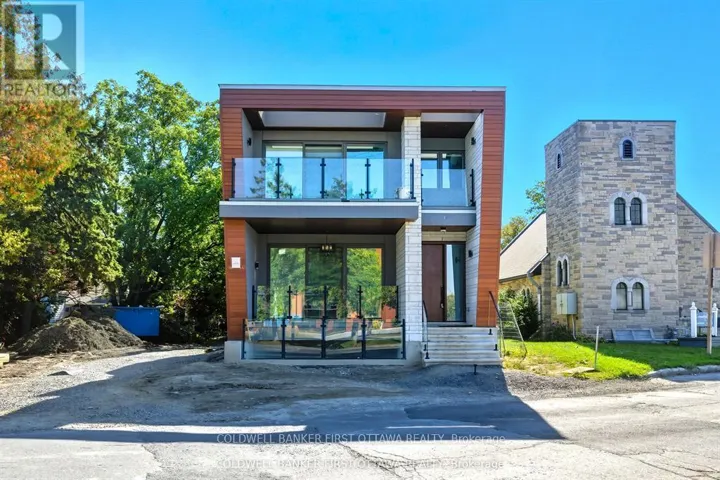 B - 886 BYRON AVENUE, Ottawa, Ontario K2A0A1
