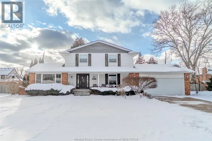 2477 MARK AVENUE, Windsor, Ontario N9E2W2