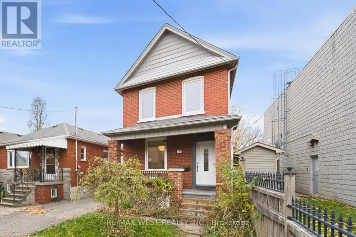 188 FIFTH STREET, Toronto (New Toronto), Ontario M8V2Z7