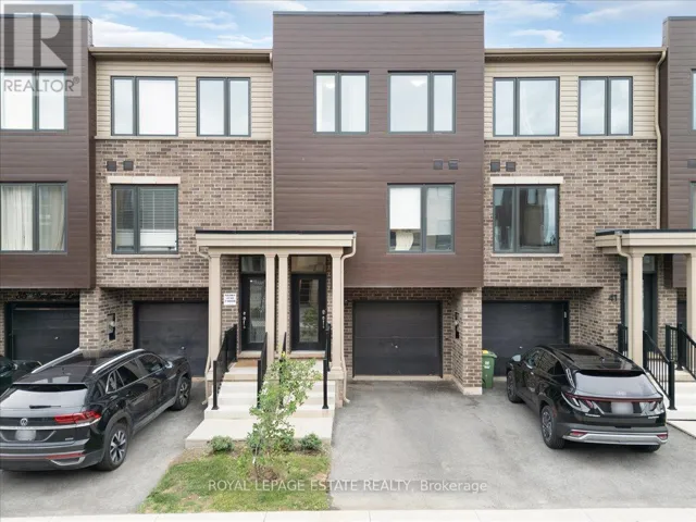 39 RADISON LANE, Hamilton (McQuesten), Ontario L8H0B5