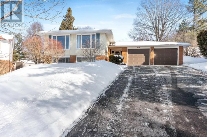 812 HILLSIDE DRIVE, Kingston (South of Taylor-Kidd Blvd), Ontario K7M5Y8