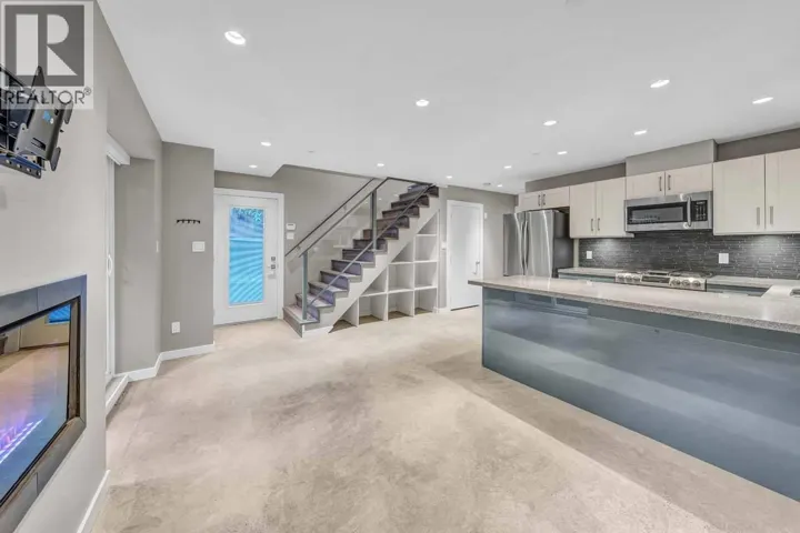 439X W 3RD AVENUE, Vancouver, British Columbia V6R1M6