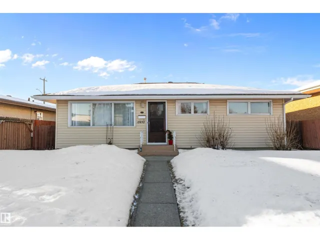 12832 134 ST NW, Edmonton, Alberta T5L1V4