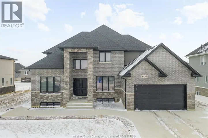 4433 BELMONT, Comber, Ontario N0P1J0