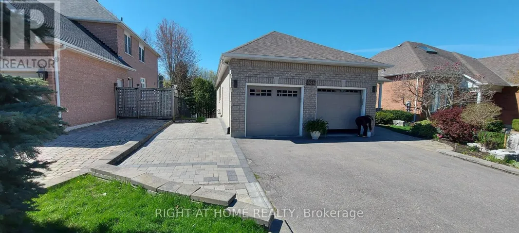 824 SHADRACH DRIVE, Newmarket (Stonehaven-Wyndham), Ontario L3X2H2