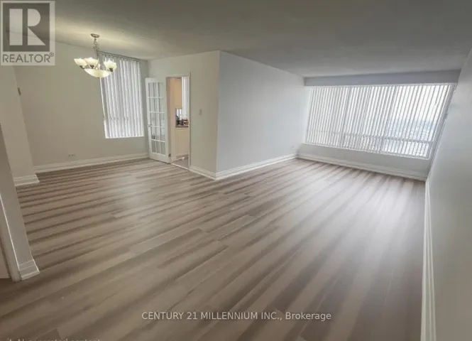 1605 - 26 HANOVER ROAD, Brampton (Queen Street Corridor), Ontario L6S4T2