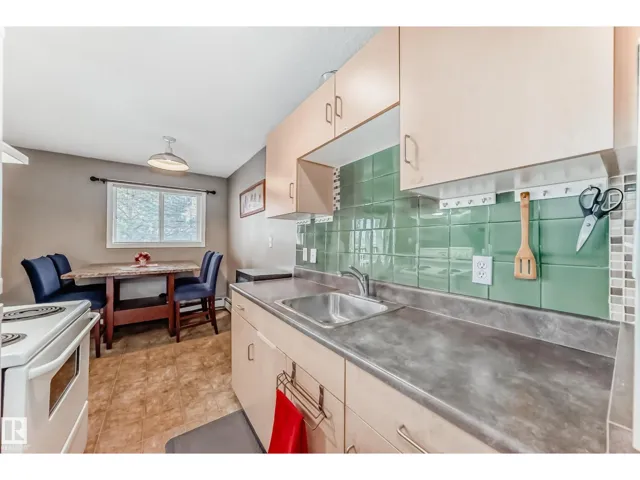 #305 12710 127 ST NW, Edmonton, Alberta T5L1A5