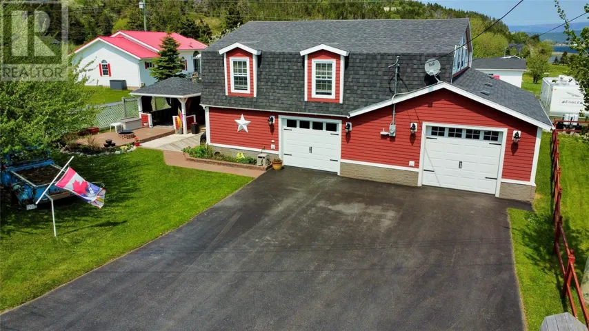 3 Paynes Point Road, Woody Point, Newfoundland & Labrador A0K1P0