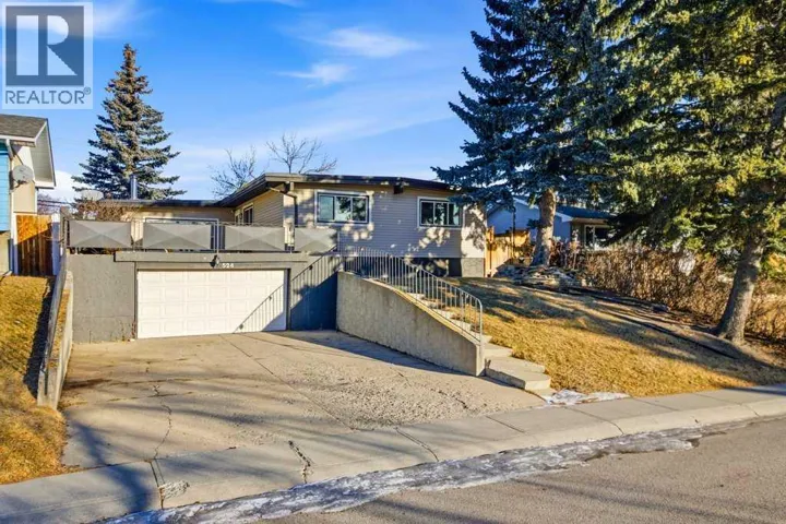 524 Hunterplain Hill NW, Calgary, Alberta T2K4L7