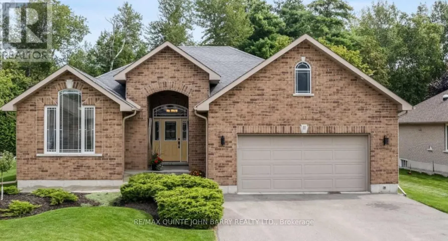 11 ALGONQUIN AVENUE, Brighton, Ontario K0K1H0
