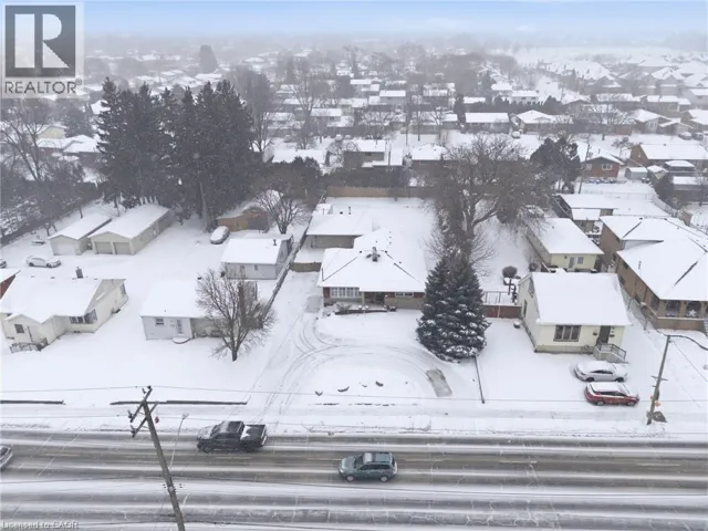 473 MOHAWK Road W, Hamilton, Ontario L9C1X3