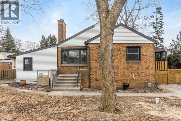 1114 EDWARD Unit# UPPER, Windsor, Ontario N8S3A1