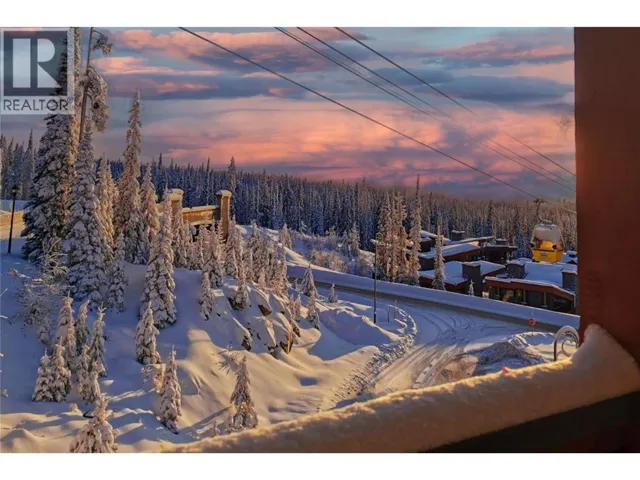 315 Whitehorse Lane Unit# 303, Big White, British Columbia V1X4K5