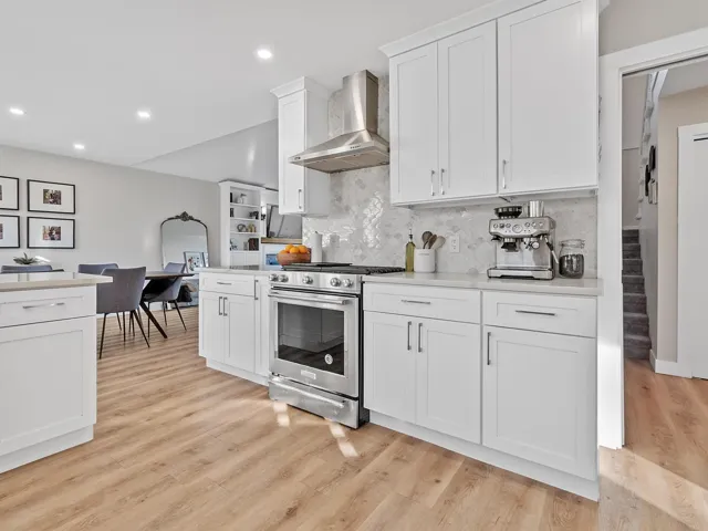 6323 171A STREET, Surrey, British Columbia V3S7G4