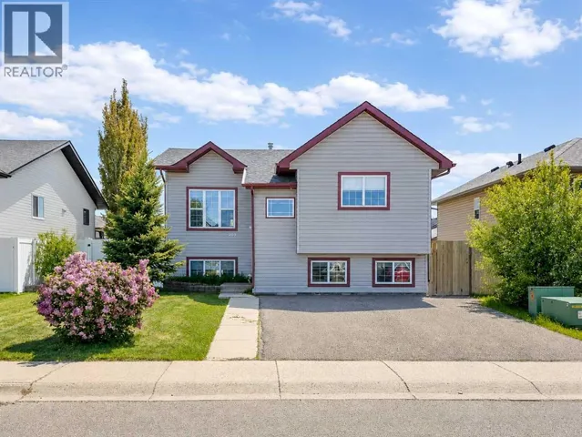 263 Upland Avenue, Brooks, Alberta T1R1N1