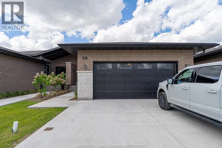 526 LILY MAC, Windsor, Ontario N6E3N7
