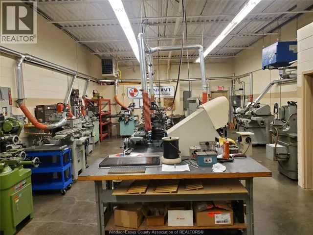 4080 NORTH SERVICE ROAD Unit# 19, Windsor, Ontario N8W5X2