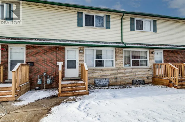 164 JANSEN Avenue Unit# 15, Kitchener, Ontario N2A2L7