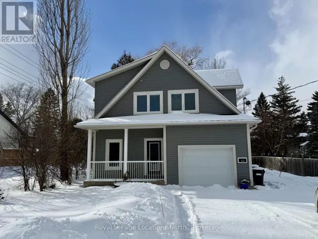 18 HICKORY STREET, Collingwood, Ontario L9Y3E4