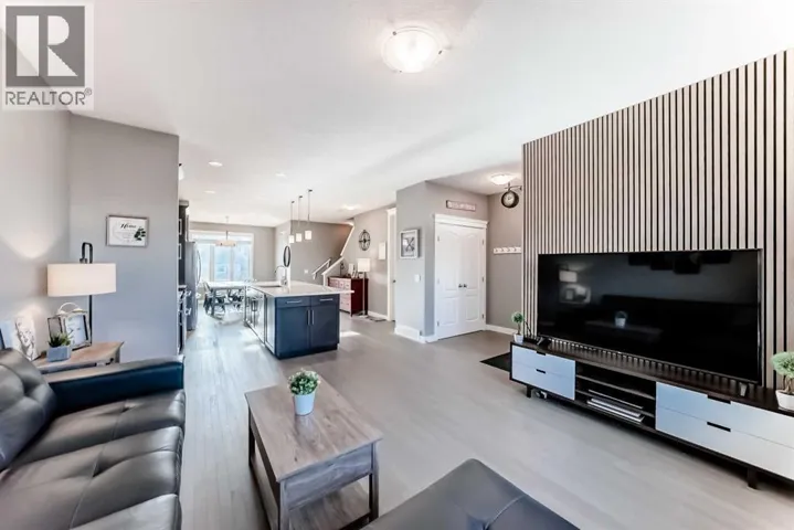 261 River Heights Drive, Cochrane, Alberta T4C0W1