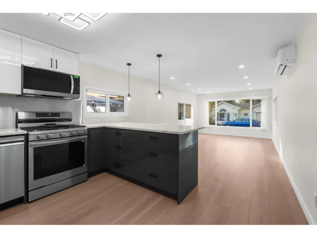 37 9080 198 STREET, Langley, British Columbia V1M3A8