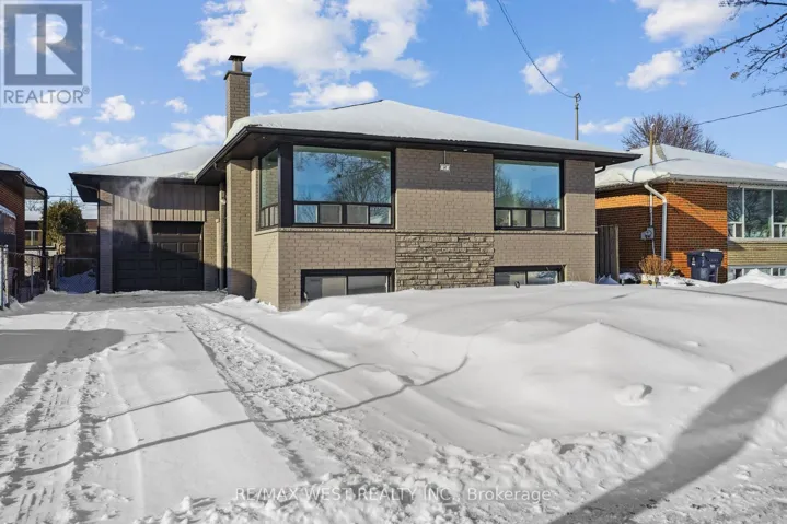 14 IXWORTH ROAD, Toronto (West Humber-Clairville), Ontario M9W4R8